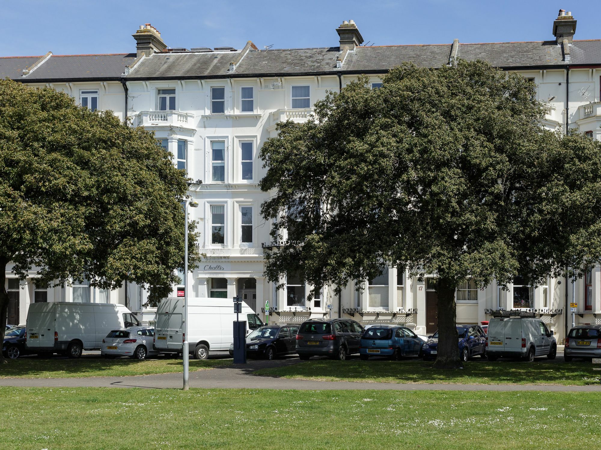Western Parade Apartments Southsea Buitenkant foto