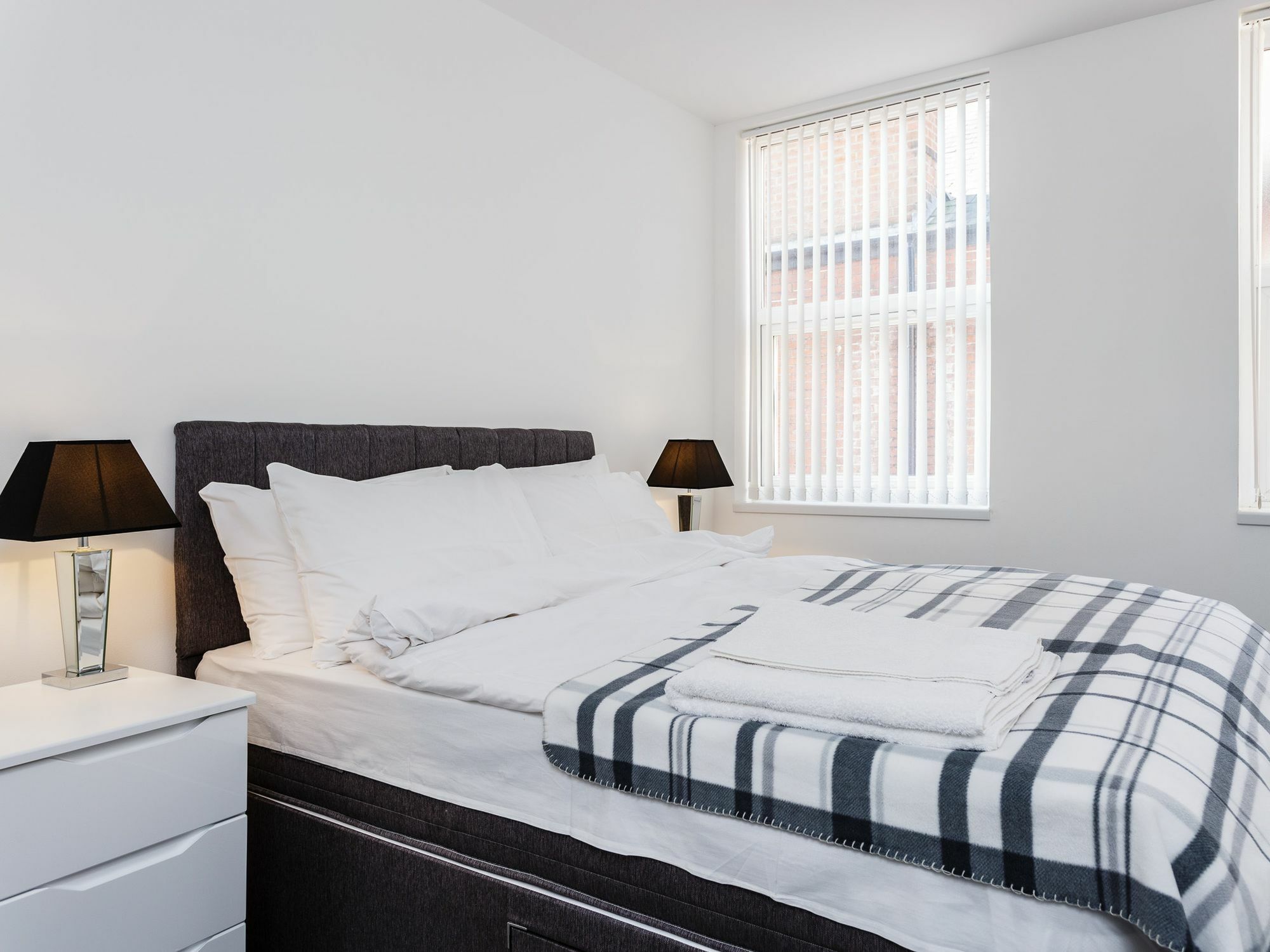 Western Parade Apartments Southsea Buitenkant foto